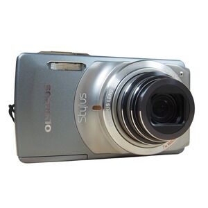 Olympus Stylus-7010 12.0MP‎ Digital Camera Gray Bundle w/Charger + Battery EUC